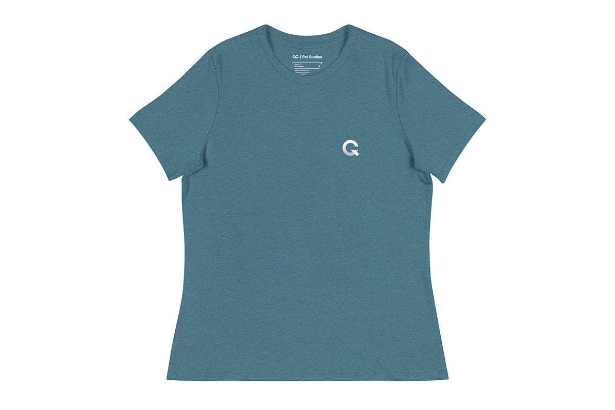 Front of blue t-shirt with a white Q on chest.